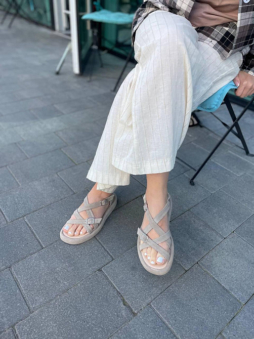 Соната Босоніжки жіночі пісочні Соната Рита з натуральної замші на плоскій підошві / Босоніжки Коломыя - изображение 6