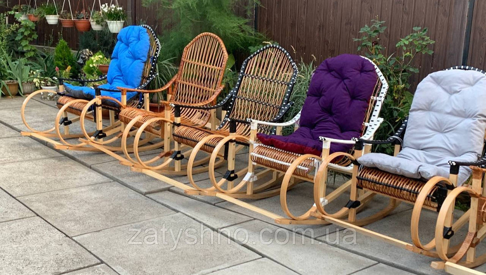 Крісло-гойдалка плетені з ротанга та лози Київ - фото 2
