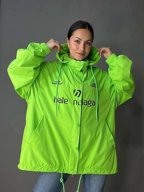 Куртка жіноча Lady Yep 9096 вітрівка оверсайз подовжена з капюшоном і написами, зелений, one size Київ - фото 6