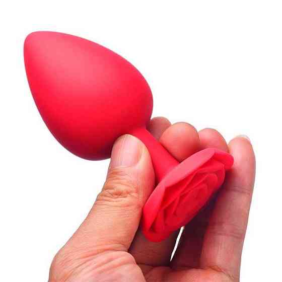Силіконова анальна пробка "Роза" - 8*3.5 см (M) - Червоний — Анальні іграшки Вінниця