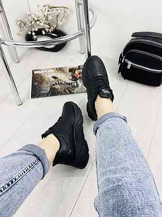 Кроссовки женские SIYING черные эко-шкіра 38р.-23,2см 39р.-23,8см (2616) Коломыя