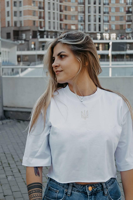 Футболка женская укороченная с лимонами Белый 46/48 Харьков - изображение 3