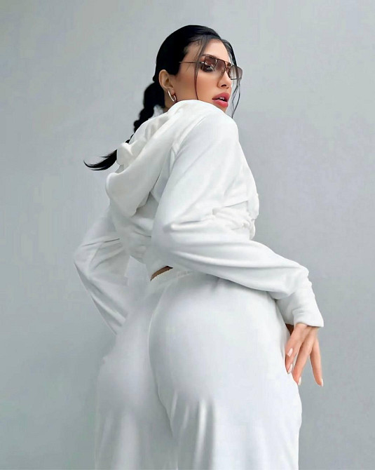 Женский повседневный велюровый костюм двойка с широкими брюками и укороченной кофтой плюшевый велюр Молочный, 42/44 Одесса - изображение 3