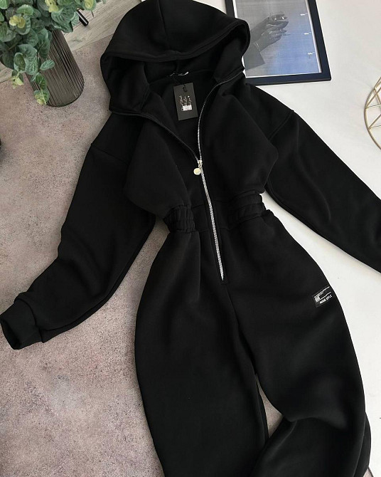 Женский теплый комбинезон с капюшоном трехнитка на флисе + нашивка Одесса - изображение 2