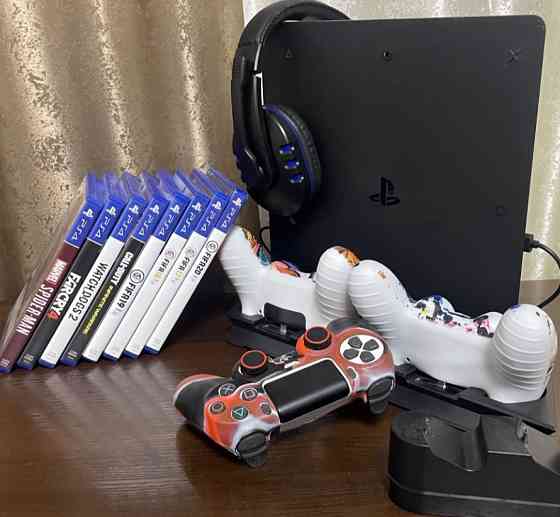 Приставка Sony PlayStation 4 Slim 1TB Киев