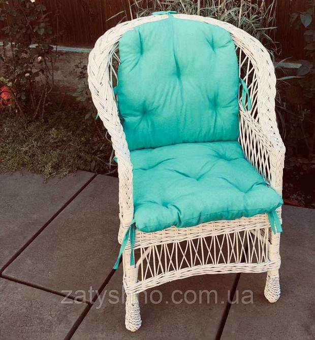 Крісло плетене з блакитною накидкою Київ - фото 3