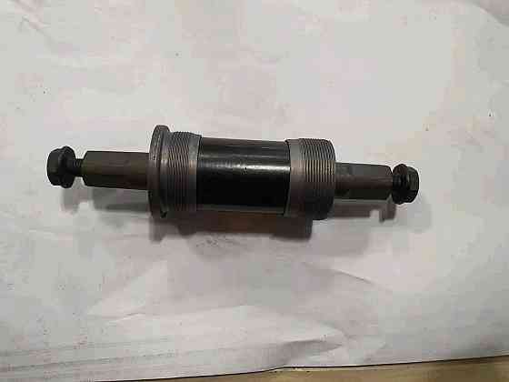 Каретка велосипедная неразборная   (квадрат)   (L-122mm) Мукачево