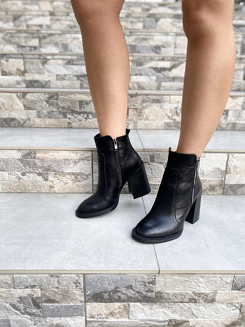 Чорні жіночі шкіряні черевики на стійкому каблуці весна осінь демісезонні, з натуральної шкіри Коломия - фото 2