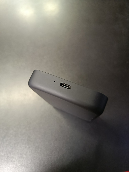Магнітний павербанк з безпровідною зарядкою 5000mAh (товар вживаний) Луцк - изображение 4