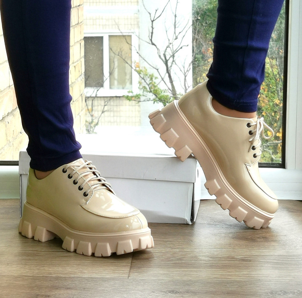 Жіночі Бежеві Туфлі Кросівки на Танкетці Сліпони Лакові Мокасини (розміри: 36,37,38,39,40,41) — 6-20 Дніпро - фото 2