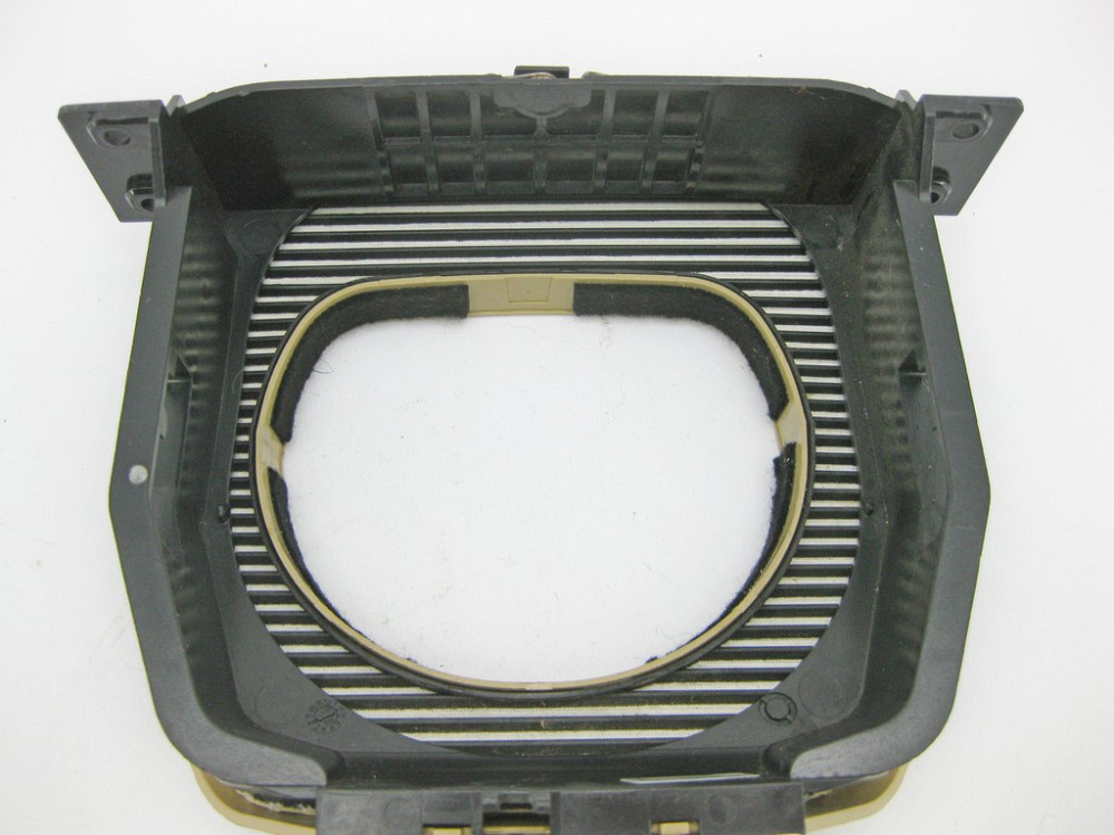 Mercedes-Benz  A2114600195 8K67 Жалюзі - шторка рульової колонки бежева CLS C219 Одесса - изображение 9