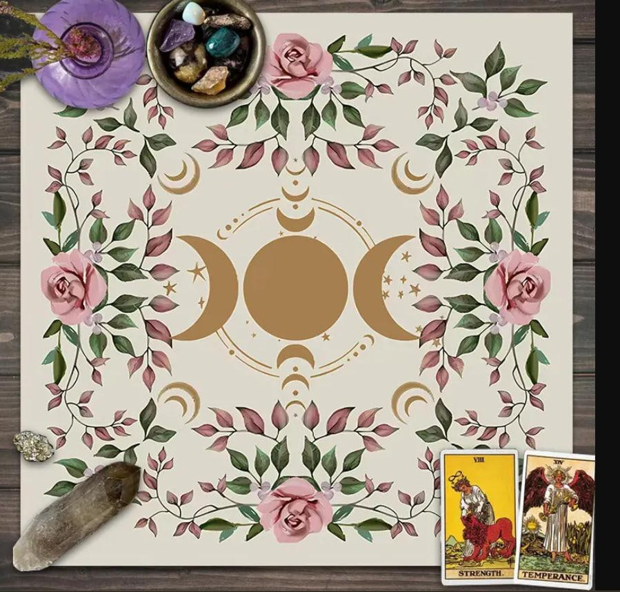 Алтарная скатерть для карт Таро и Рун. Скатерть для гадания 49*49 см.Скатерть тройная луна, фазы Лун Киев - изображение 1