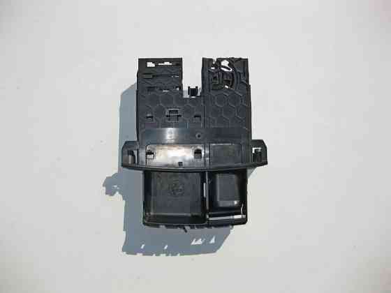 Mercedes-Benz  A1648100130 Механізм передньої попільнички центральної консолі ML W164 GL X164 Одесса