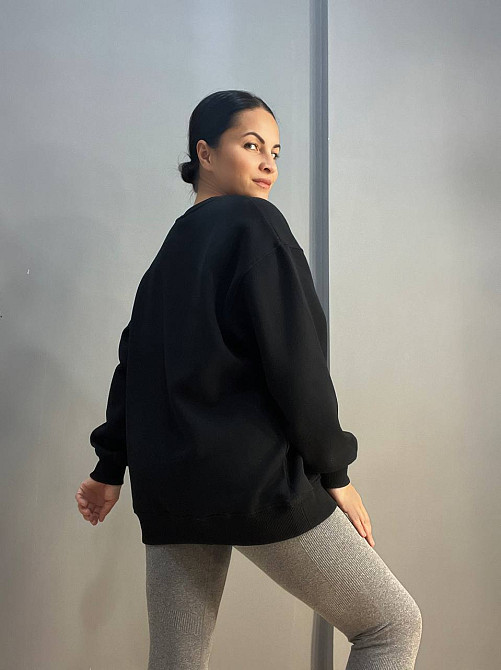 Свитшот женский Pepper&mint 24-03 оверсайз удлиненный надпись утепленный вышивка впереди черный, черный, XL Киев - изображение 4