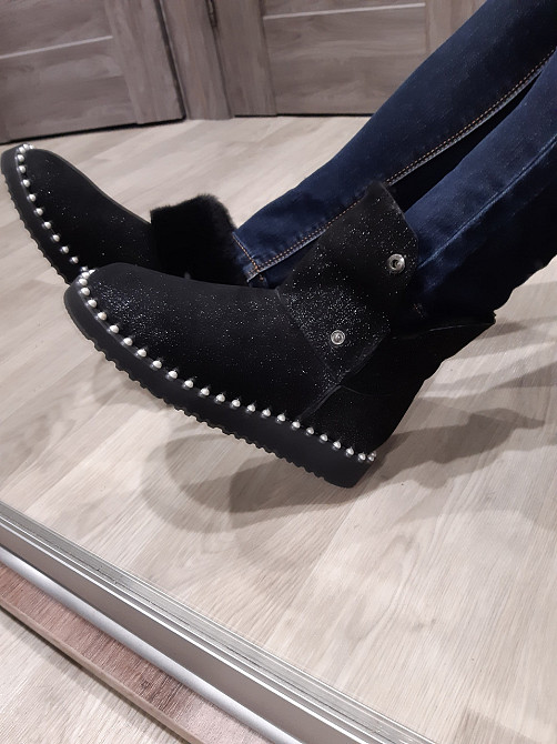 Уггі жіночі короткі замшеві 39 чорний Київ - фото 3