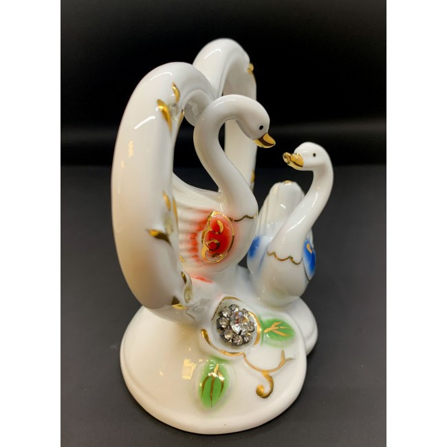 Статуэтка из фарфора Лебеди с сердцем Киев - изображение 2