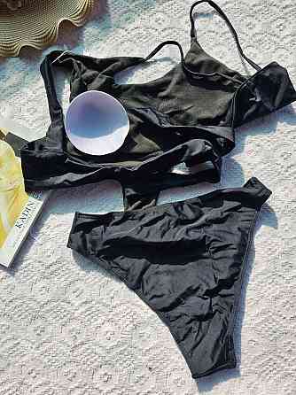 Купальник з вирізами спереду та збоку Чорний S Харків