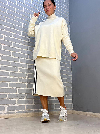Костюм жіночий My fashion 2024402 светр оверсайз та довга спідниця гудзики в'язка смуга one size мол Одеса - фото 2