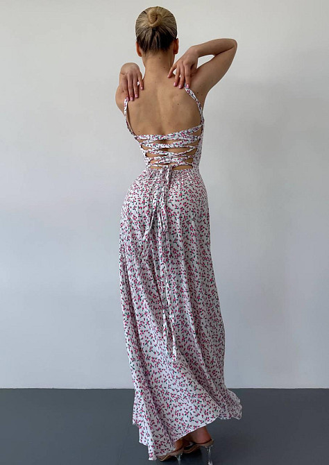 Женское романтичное платье макси на бретелях с разрезом штапель 42/44, Белый Одесса - изображение 2