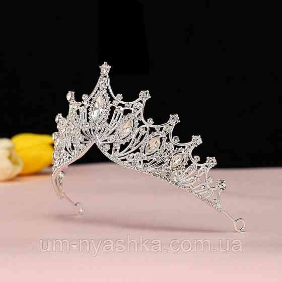 Діадема на обручі Корона золота з білими каменями Кривий Ріг