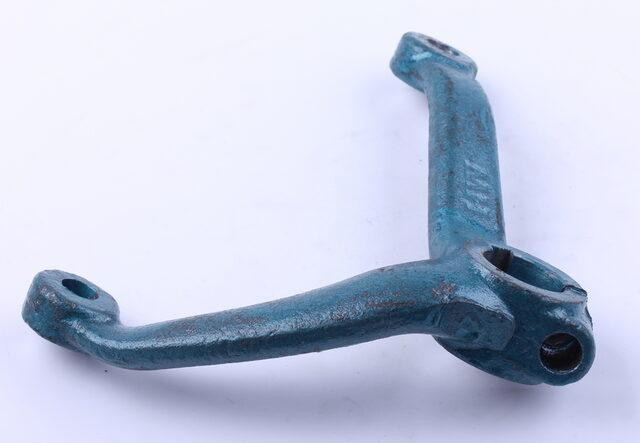 Сошка поворотного механізму права (цапфи) Мукачево - фото 1