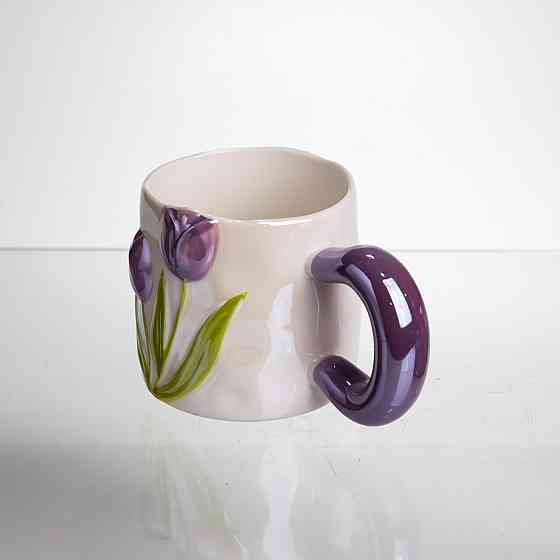 Yiwu Новорічна порцелянова чашка для чаю та кави "Ніжний Тюльпан" з 3D-декором 400 мл, святкова Коломия