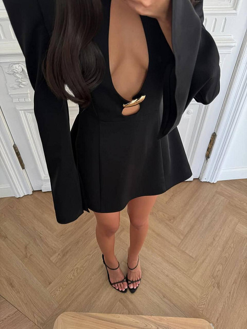 Женское платье с глубоким декольте Одесса - изображение 5