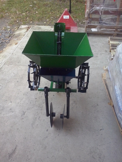 Картофелесажалка для мотоблока ТМ АРА (35 л, бункер для удобрений) Харьков - изображение 2