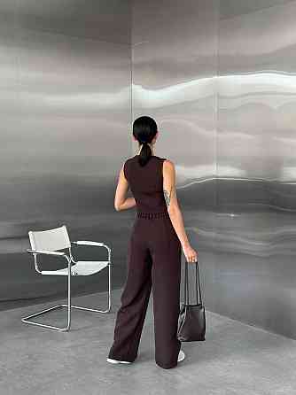 Женский классический брючный костюм двойка: жилет и брюки костюмка Одесса