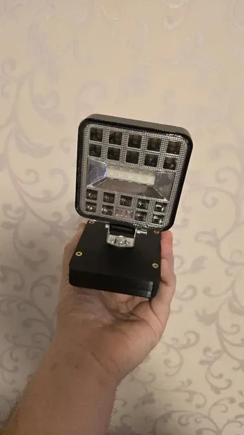 Акумуляторний LED-прожектор для акумуляторів Makita 18V з функцією Power Bank та 2 USB без АКБ Одеса - фото 2