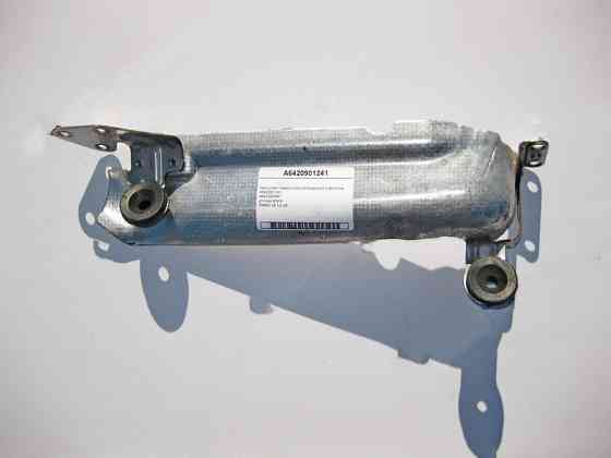 Mercedes-Benz  A6420901241 Кронштейн - захист правого корпусу повітряного фільтра двигуна OM642 V6 3.0 cdi C-Class W203 W204 E-Class W211 Одеса