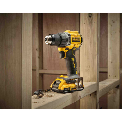 Шуруповерт DeWALT XR Li-Ion 18V, 2x2Ah, 74 Нм, 0-450/0-1650 об/хв, 1.12 кг, TSTAK (DCD794D2T) Вінниця - фото 5