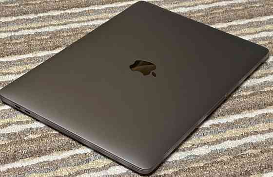 Ноутбук MacBook Pro 2020 i5 8/256Gb. АКБ 88% Киев