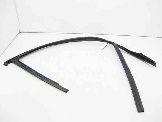 Mercedes-Benz  A1667251900 Гумовий ущільнювач - напрямна скла передніх лівих дверей GL/GLS X166 Одеса