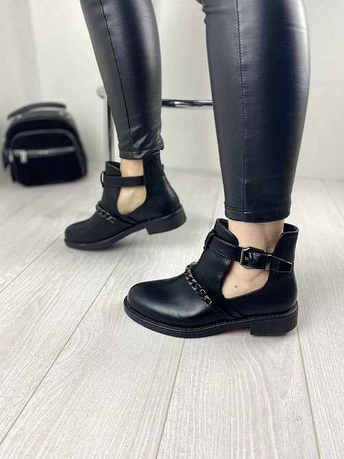 Жіночі черевики MENGTING чорні еко-шкіра 38р. (2029) Коломия - фото 5