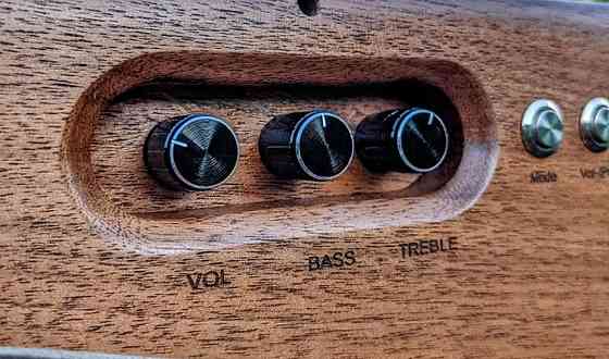 Marshall kilburn  Bluetooth hi-fi hi res  2x B&O +2x JBL+ Piarix. Харьков