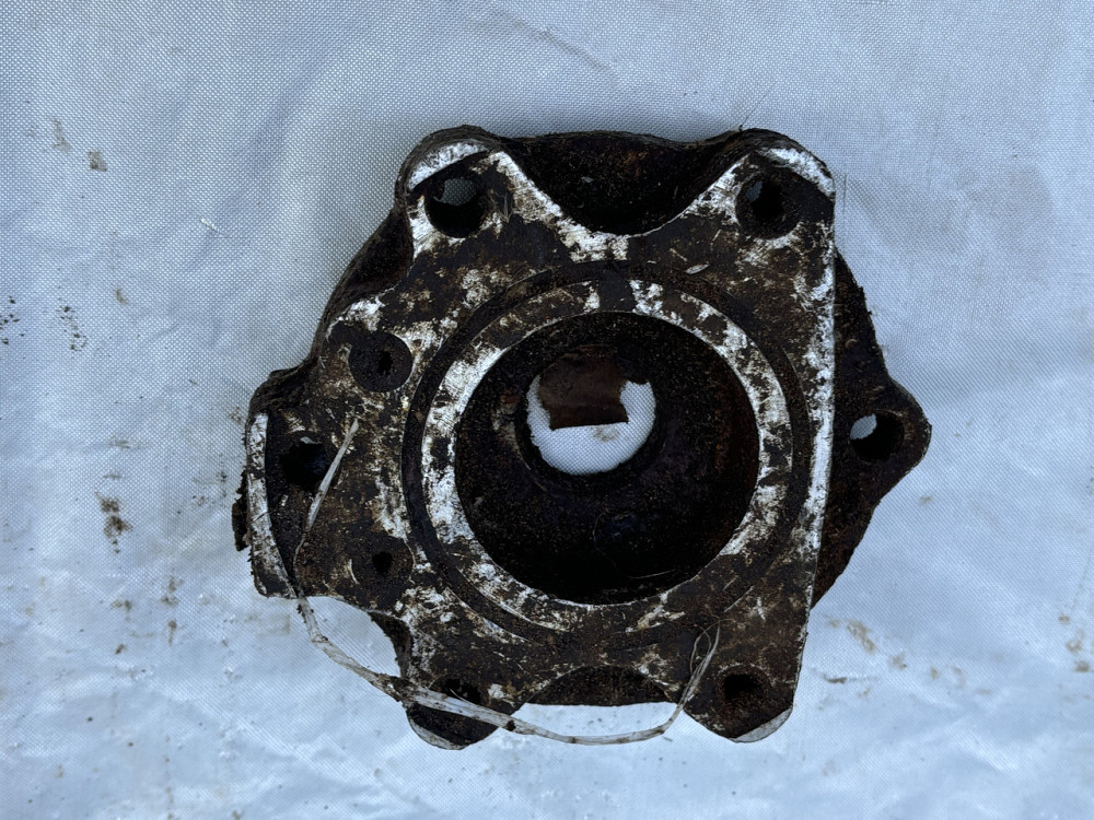 Кришка золотника ГУР ЗІЛ-5301, ЗІЛ-4331. Харків - фото 2