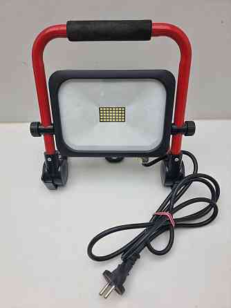 Прожектор з підставкою колірна температура 6500K, 20Вт, 220В Dema l20s (товар вживаний) Луцк