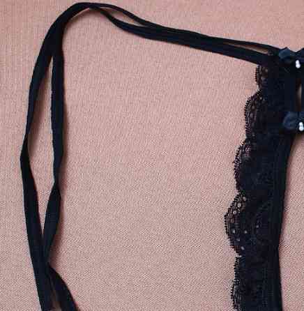 Стрінги з розрізом чорні, розмір універсальний, на зав'язках Київ