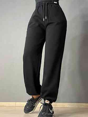 Брюки женские A-N 27068 спортивные джогеры с нашивкой на поясе черные, черный, S Киев