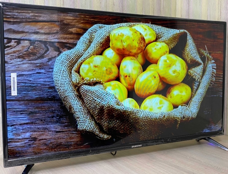 Тонкий Телевизор: Samsung 34