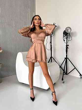 Жіночий стильний привабливий шовковий комбінезон арами Кемел, 44/46 Одеса