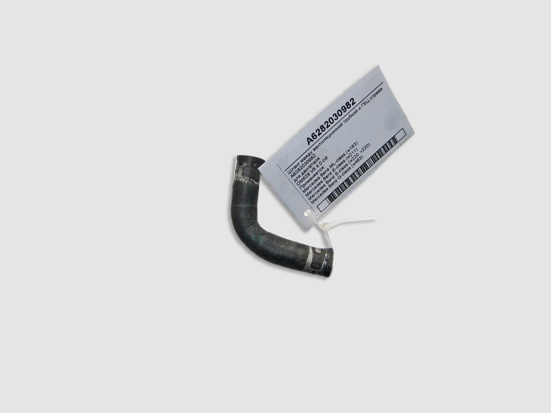 Mercedes-Benz  A6282030982 Шланг між вентиляційною трубкою та ГБЦ праворуч для двигуна OM628 V8 4.0 cdi ML W163 E-Class W211 S-Class W220 Одеса - фото 1