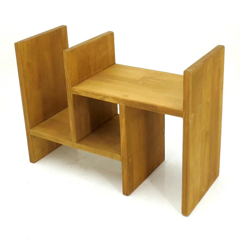 Настольная книжная полка 