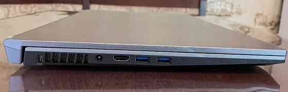 Ноутбук MSI WF75 10TK-250. Київ