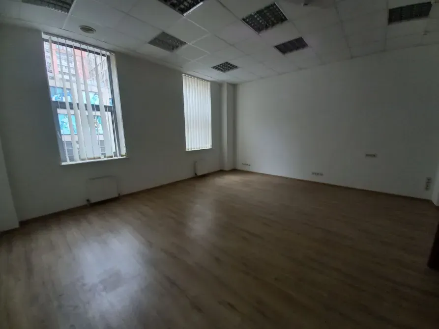 Офіс з гарним ремонтом, 4 поверх Самий центр міста (вул Шевченка) Зручне планування, просторі кімнати (див. план) Дніпро - фото 4