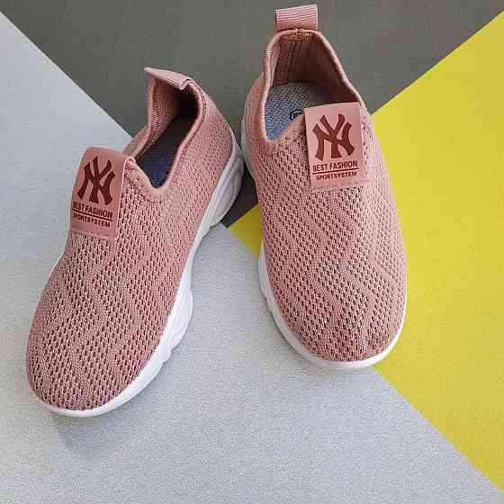 Кроссовки детские текстильные пудра маломерят16,5см 27р Киев