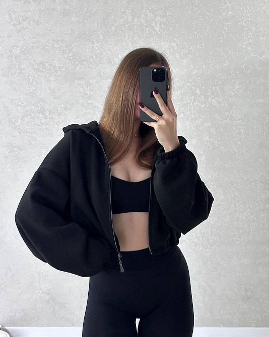 Жіноча стильна та тепла зіп-худі оверсайз тринитка на флісі Чорний Одеса - фото 5