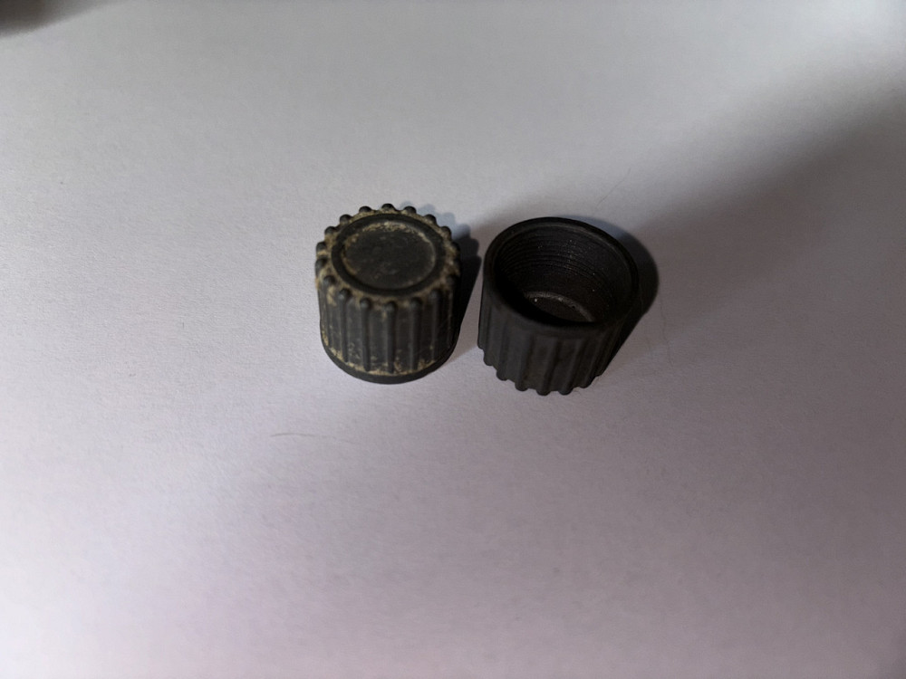 Крышка масленки распределителя зажигания ГАЗ, УАЗ, ЗИЛ. Харьков - изображение 1