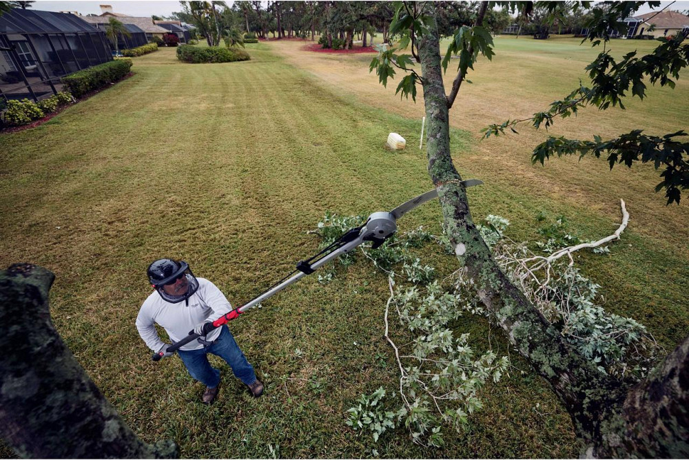 Высоторез с пилой и секатором Milwaukee 4932498626 Одесса - изображение 4
